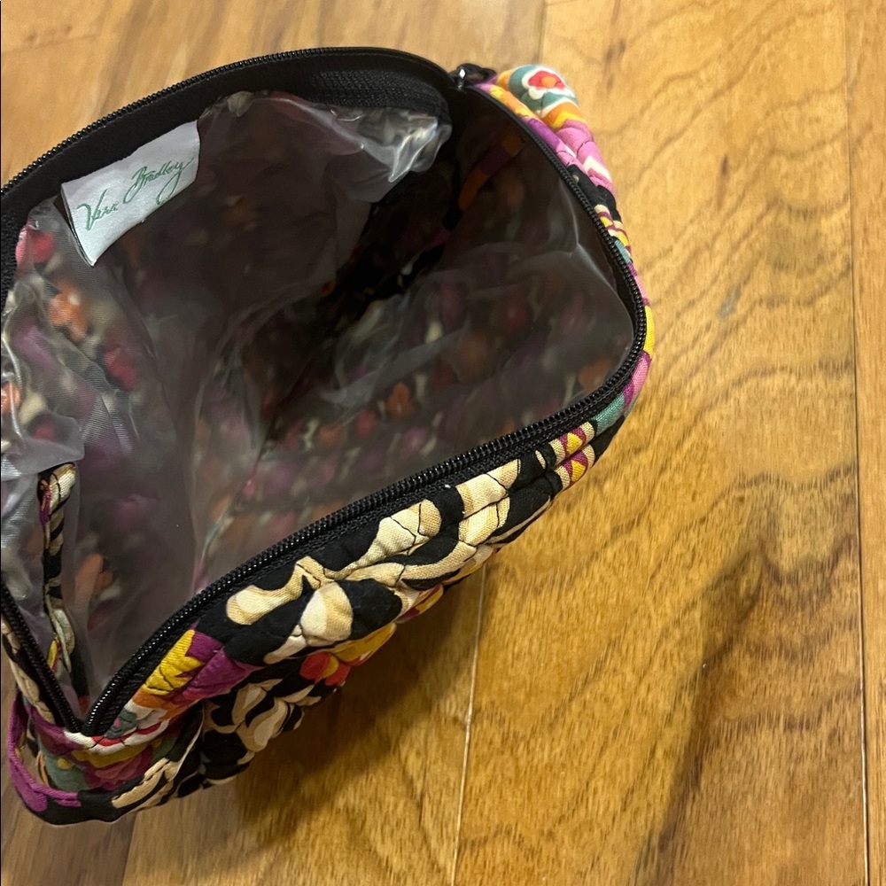 Vera Bradley small cosmetic bag - Picture 5 of 7